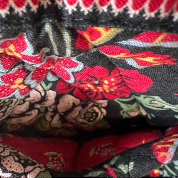 Vintage VERA BRADLEY Anastasia Petite Paddy Bag Zipper USA Black Red Floral Y2K - Picture 4 of 14